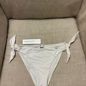 Banana‎ Moon White Bikini Bottom NWT